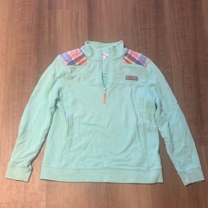Vineyard Vines Light Green Pullover with Plaid Details Size Small